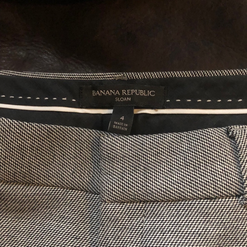 Banana Republic white/black check Sloan pants